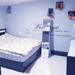 Oppaa Blue Guesthouse